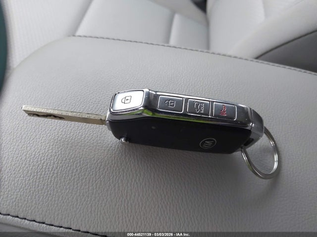2020 Kia Soul Lx მანქანა იყიდება აუქციონზე, vin: KNDJ23AU9L7708812, აუქციონის ნომერი: 44521139