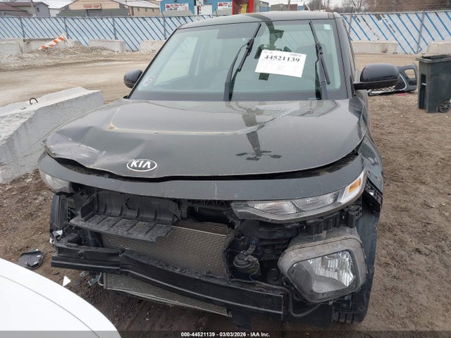 2020 Kia Soul Lx მანქანა იყიდება აუქციონზე, vin: KNDJ23AU9L7708812, აუქციონის ნომერი: 44521139