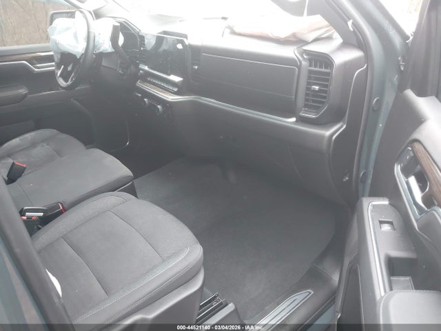 2025 CHEVROLET SILVERADO 1500 1GCPKKEK3SZ315811 Photo 4
