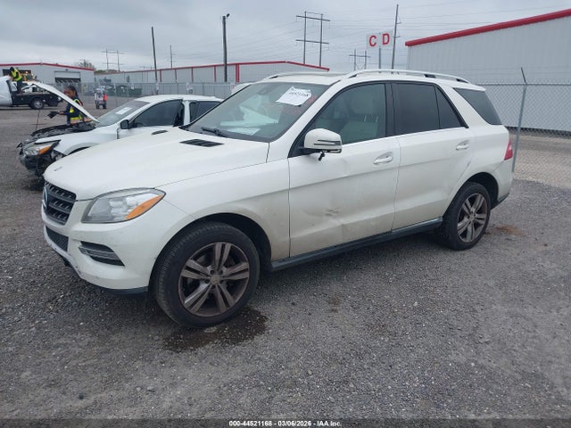 44521168 :رقم المزاد ، 4JGDA5JB9DA116370 vin ، 2013 Mercedes-benz Ml 350 مزاد بيع
