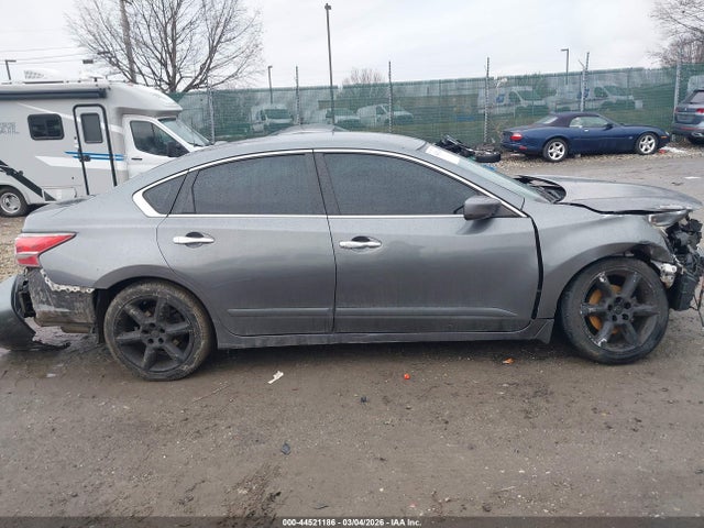Nissan Altima 2.5 S 2015 1N4AL3AP1FN401857 Image 12