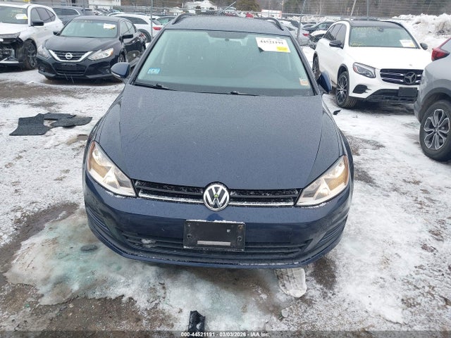 3VWC17AU8GM513621 Volkswagen Golf Sportwagen Tsi S 4-door