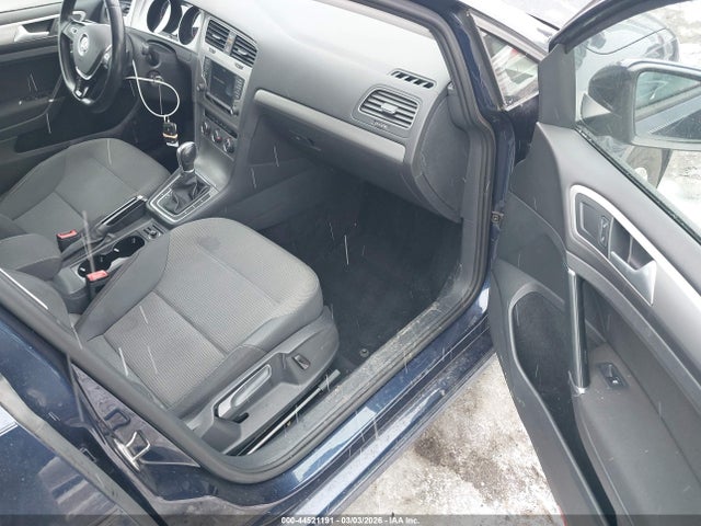 3VWC17AU8GM513621 Volkswagen Golf Sportwagen Tsi S 4-door