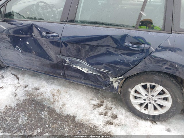 3VWC17AU8GM513621 Volkswagen Golf Sportwagen Tsi S 4-door