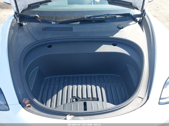 Продаж на аукціоні авто 2023 Tesla Model 3 Rear-wheel Drive, vin: 5YJ3E1EA4PF580998, номер лоту: 44521197