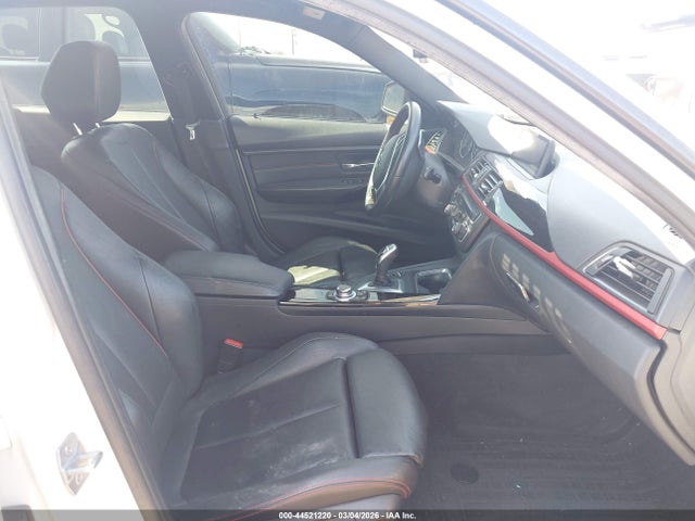 44521220 :رقم المزاد ، WBA3A5C50DJ461744 vin ، 2013 Bmw 328i مزاد بيع