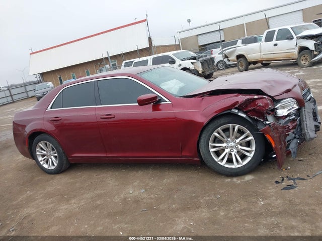 Продажа на аукционе авто 2016 Chrysler 300 Limited, vin: 2C3CCAAG3GH358175, номер лота: 44521221
