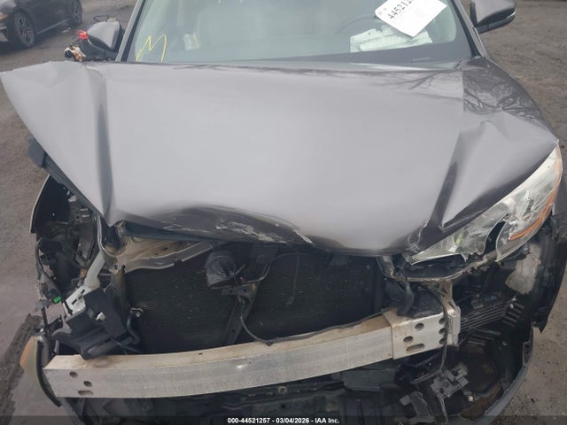 Продажа на аукционе авто 2016 Toyota Highlander Xle V6, vin: 5TDJKRFH1GS233991, номер лота: 44521257