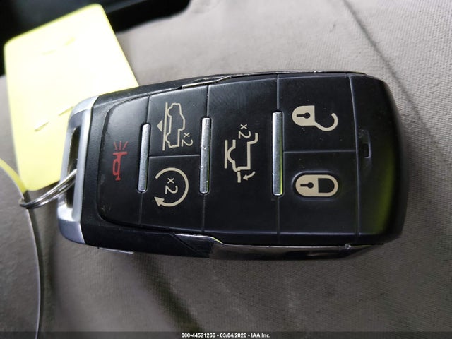44521266 :رقم المزاد ، 1C6SRFHT8KN856952 vin ، 2019 Ram 1500 Limited مزاد بيع