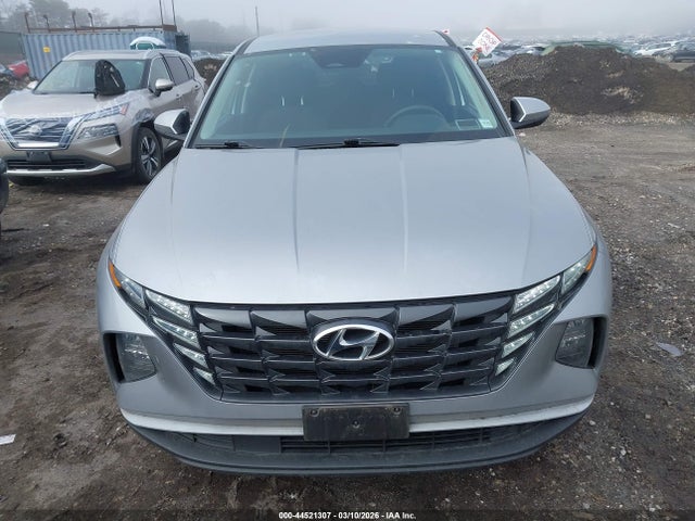 44521307 :رقم المزاد ، 5NMJACAE1NH054301 vin ، 2022 Hyundai Tucson Se مزاد بيع