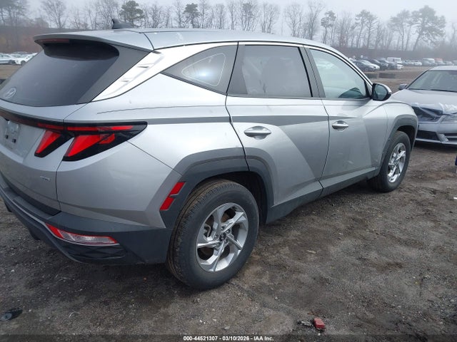 44521307 :رقم المزاد ، 5NMJACAE1NH054301 vin ، 2022 Hyundai Tucson Se مزاد بيع