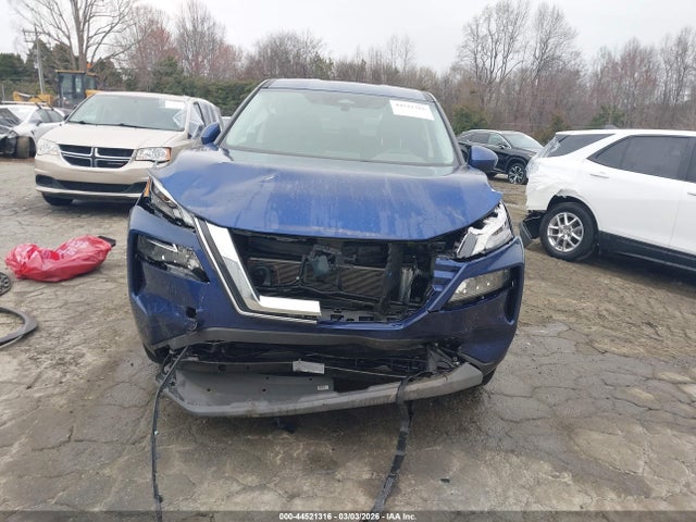 44521316 :رقم المزاد ، 5N1BT3BA4PC861094 vin ، 2023 Nissan Rogue Sv Fwd مزاد بيع
