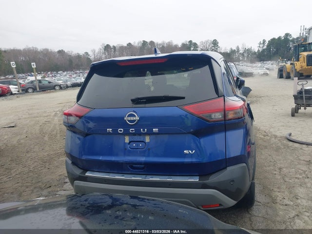 44521316 :رقم المزاد ، 5N1BT3BA4PC861094 vin ، 2023 Nissan Rogue Sv Fwd مزاد بيع
