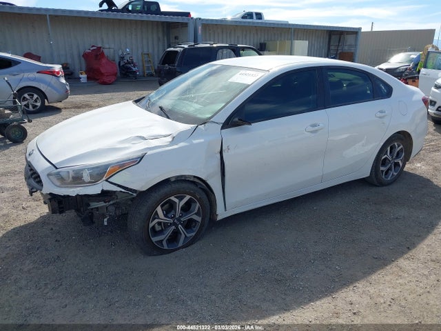 KIA Forte Lxs 2020 3KPF24AD1LE148599 Image 2