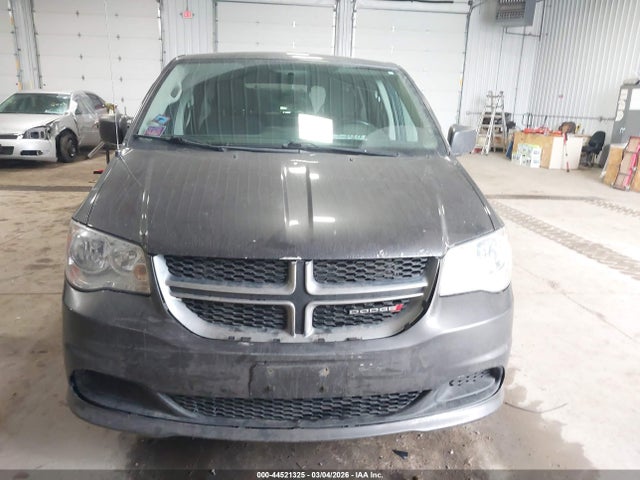 44521325 :رقم المزاد ، 2C4RDGBG5HR657036 vin ، 2017 Dodge Grand Caravan Se مزاد بيع