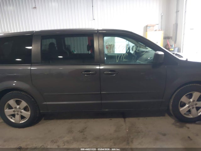 44521325 :رقم المزاد ، 2C4RDGBG5HR657036 vin ، 2017 Dodge Grand Caravan Se مزاد بيع
