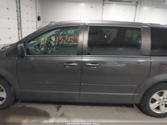 44521325 :رقم المزاد ، 2C4RDGBG5HR657036 vin ، 2017 Dodge Grand Caravan Se مزاد بيع