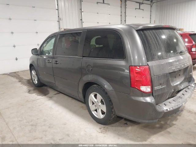 44521325 :رقم المزاد ، 2C4RDGBG5HR657036 vin ، 2017 Dodge Grand Caravan Se مزاد بيع