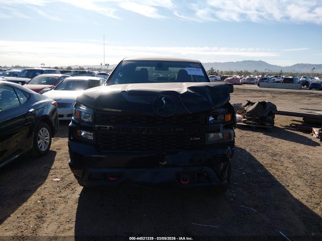 1GCRYCEF2KZ423224 Chevrolet Silverado 1500 Custom Trail Boss