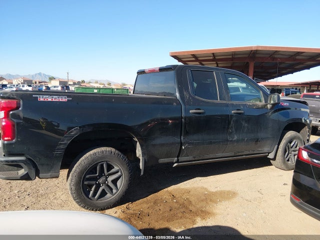1GCRYCEF2KZ423224 Chevrolet Silverado 1500 Custom Trail Boss