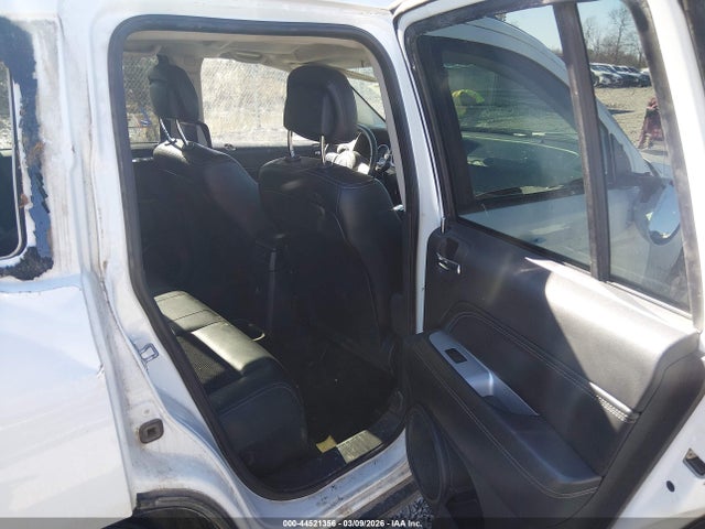 2017 Jeep Compass Latitude 4x4 მანქანა იყიდება აუქციონზე, vin: 1C4NJDEB9HD104625, აუქციონის ნომერი: 44521356