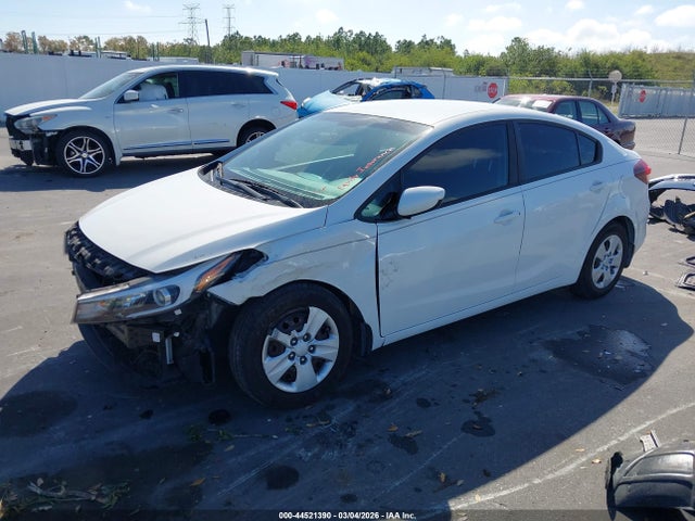 2018 Kia Forte Lx მანქანა იყიდება აუქციონზე, vin: 3KPFK4A78JE202875, აუქციონის ნომერი: 44521390