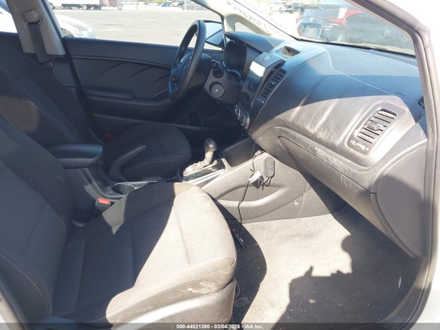 2018 Kia Forte Lx მანქანა იყიდება აუქციონზე, vin: 3KPFK4A78JE202875, აუქციონის ნომერი: 44521390