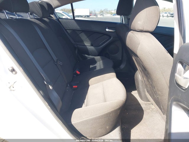 2018 Kia Forte Lx მანქანა იყიდება აუქციონზე, vin: 3KPFK4A78JE202875, აუქციონის ნომერი: 44521390