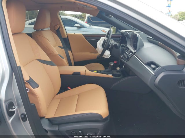 44521400 :رقم المزاد ، 58ADZ1B1XSU208504 vin ، 2025 Lexus Es 350 مزاد بيع