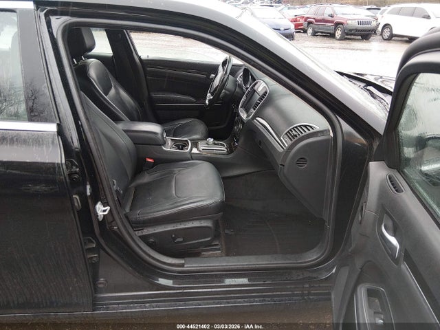 Chrysler 300 Limited 2015 2C3CCAAG6FH830013 Image 5
