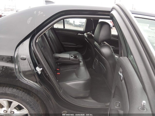 Chrysler 300 Limited 2015 2C3CCAAG6FH830013 Image 8