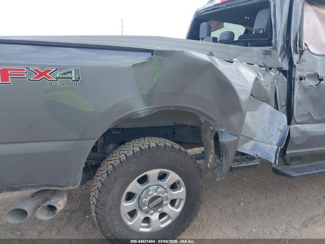 1FT7W2BTXRED57718 Ford F-250 Xlt