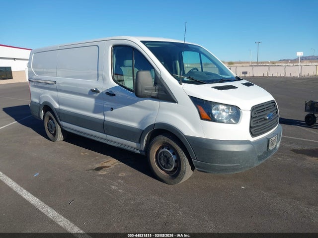 Ford Transit-150 2015 1FTNE1YM5FKB30101 main image
