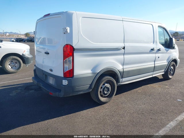 Ford Transit-150 2015 1FTNE1YM5FKB30101 Image 4