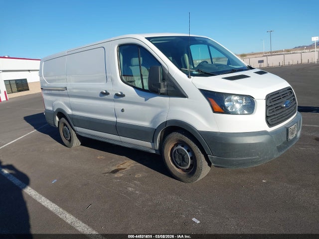 Ford Transit-150 2015 1FTNE1YM5FKB30101 Image 13