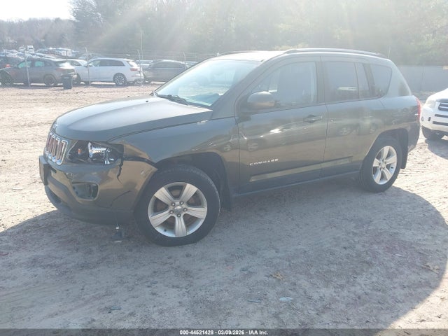 2015 Jeep Compass Latitude მანქანა იყიდება აუქციონზე, vin: 1C4NJDEB4FD232297, აუქციონის ნომერი: 44521428