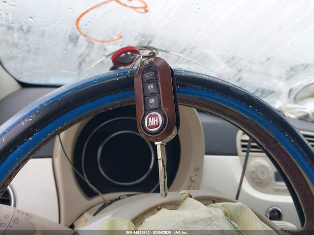 2015 FIAT 500 3C3CFFCR9FT575786 Photo 10