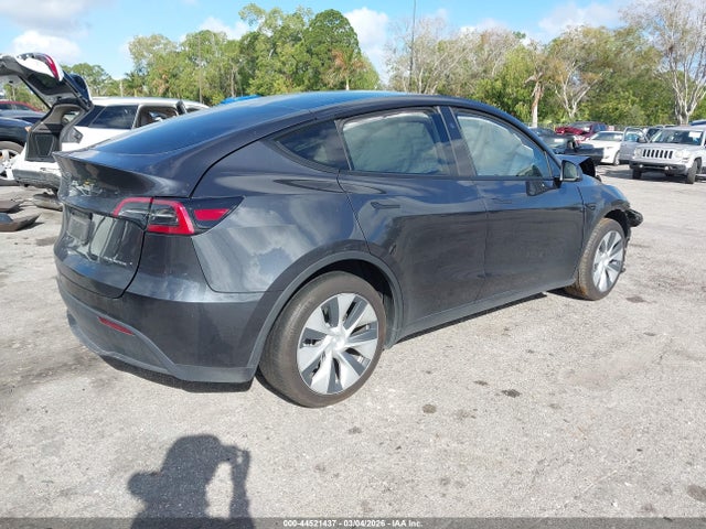 2024 TESLA MODEL Y 7SAYGDEE2RF034663 Photo 3