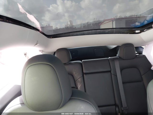 2024 TESLA MODEL Y 7SAYGDEE2RF034663 Photo 7