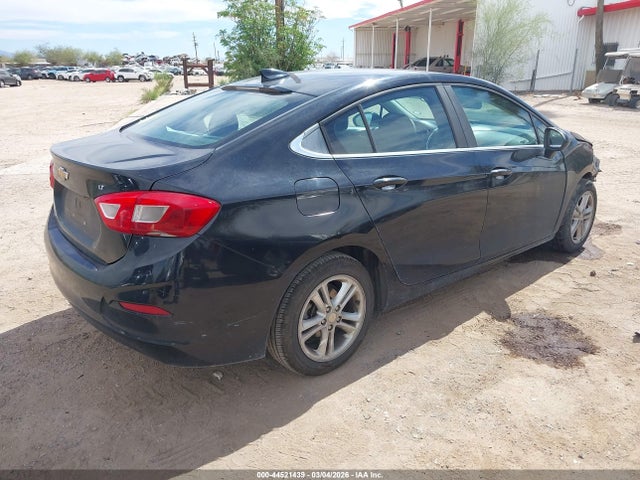 1G1BE5SMXG7283105 Chevrolet Cruze Lt Auto