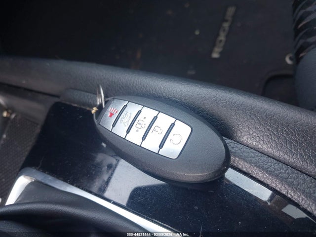 2018 Nissan Rogue Sv მანქანა იყიდება აუქციონზე, vin: 5N1AT2MVXJC719023, აუქციონის ნომერი: 44521444