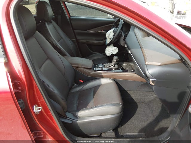 Продажа на аукционе авто 2022 Mazda Cx-30 Premium, vin: 3MVDMBDL6NM428521, номер лота: 44521467