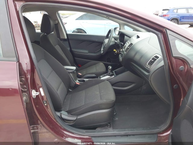 Aukcja sprzedaży 2017 Kia Forte Lx, vin: 3KPFK4A72HE115757, numer aukcji: 44521471
