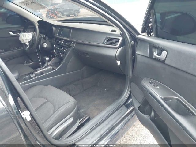 44521481 :رقم المزاد ، 5XXGT4L3XJG258500 vin ، 2018 Kia Optima Lx مزاد بيع