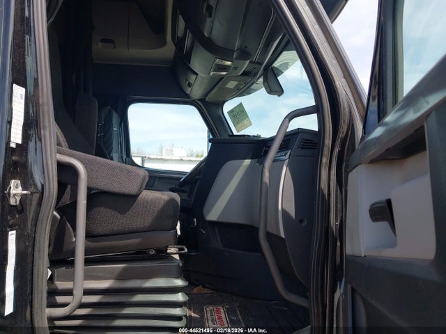3AKJHHDR4KSKG4398 Freightliner New Cascadia 126