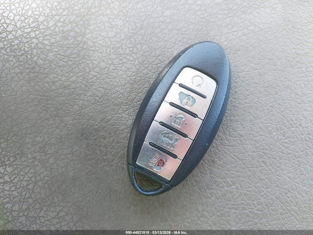 2017 NISSAN ROGUE 5N1AT2MV0HC863500 Photo 10