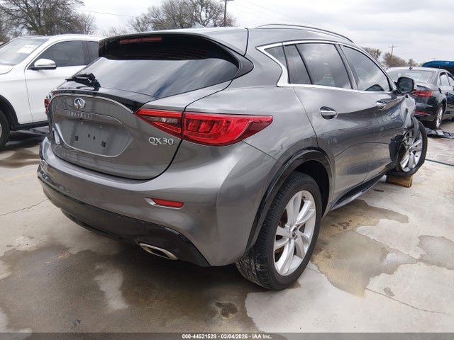 2017 Infiniti Qx30 Premium მანქანა იყიდება აუქციონზე, vin: SJKCH5CP8HA027428, აუქციონის ნომერი: 44521528