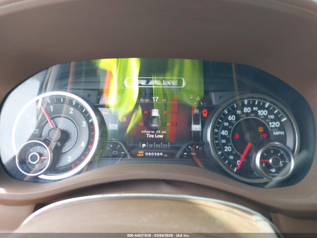 44521538 :رقم المزاد ، 3C6UR5FL1MG680585 vin ، 2021 Ram 2500 Laramie  4x4 6'4 Box مزاد بيع