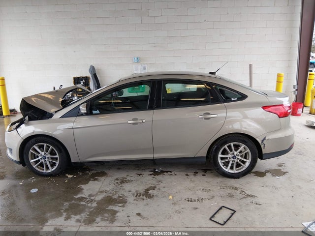 Ford FOCUS SE 2015 1FADP3F23FL231530 Image 15
