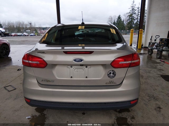 Ford FOCUS SE 2015 1FADP3F23FL231530 Image 17
